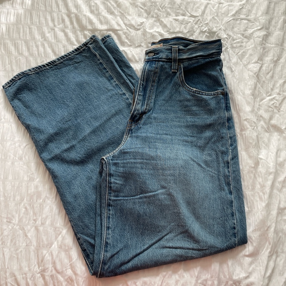 Levi's Cinch Baggy Wide Leg Jeans